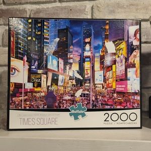 Times Square 2000 piece puzzle